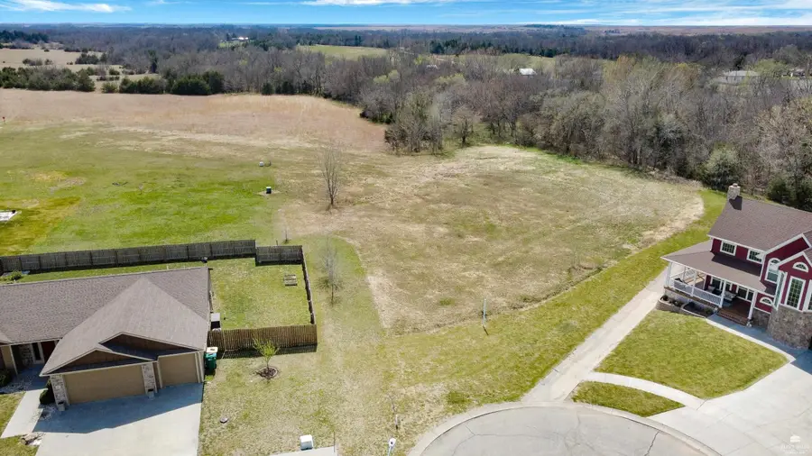 305 Bob White Circle, Riley, KS 66531 - #3