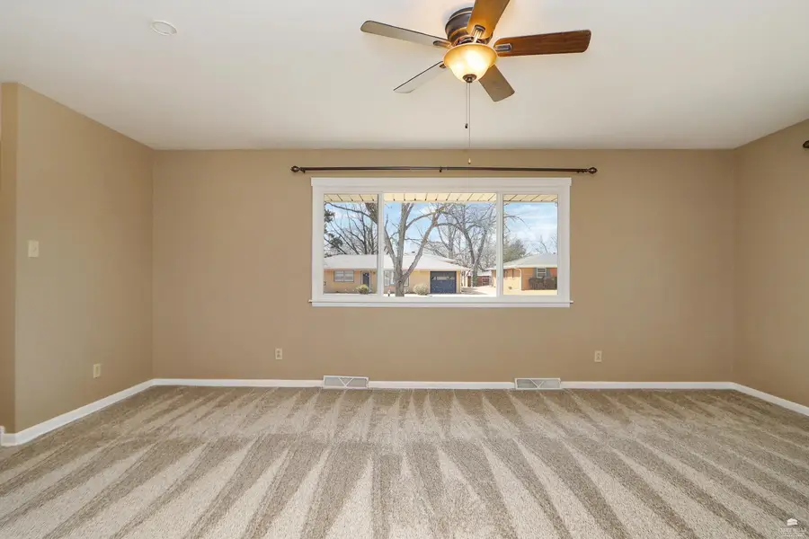 1728 Cassell Road, Manhattan, KS 66502 - #3