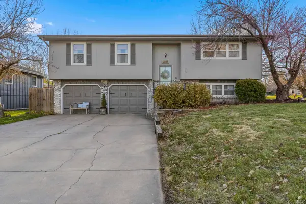 2017 Danbury Court, Manhattan, KS 66503