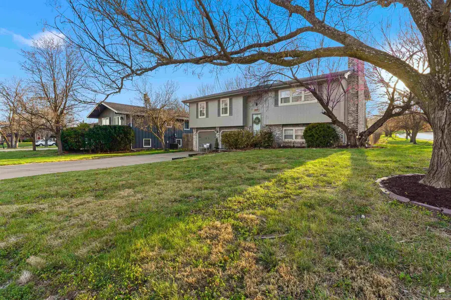 2017 Danbury Court, Manhattan, KS 66503 - #3