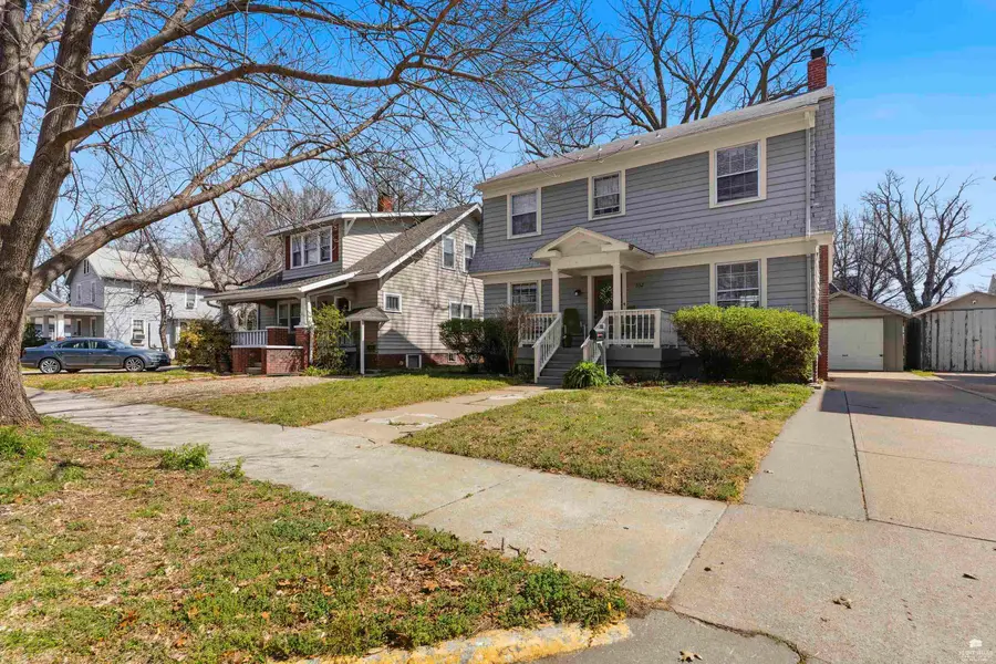 332 N 15th Street, Manhattan, KS 66502 - #2