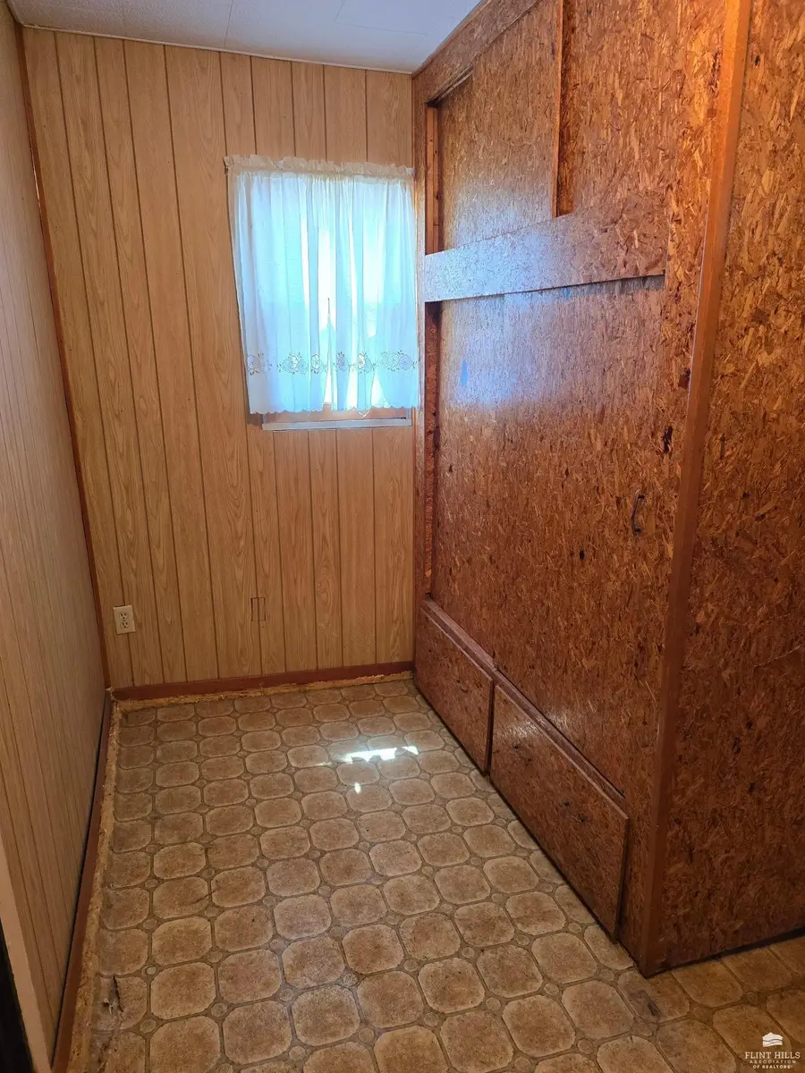 2988 Walnut Street, Talmage, KS 67482 - #3