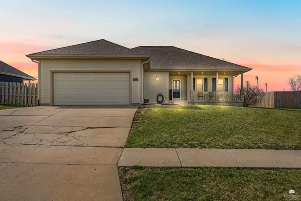 1913 Thompson, Junction City, KS 66441