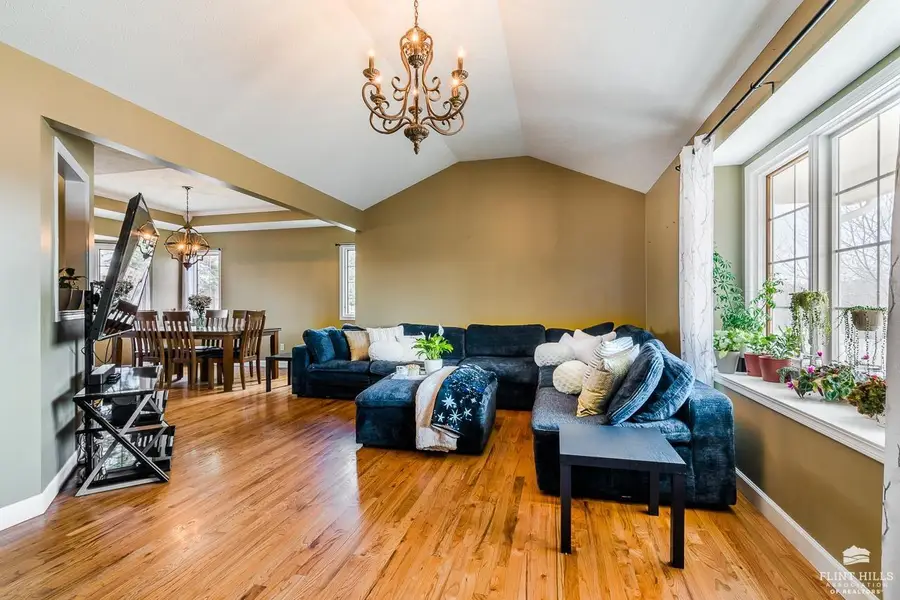 1508 Mistletoe Circle, Junction City, KS 66441 - #2