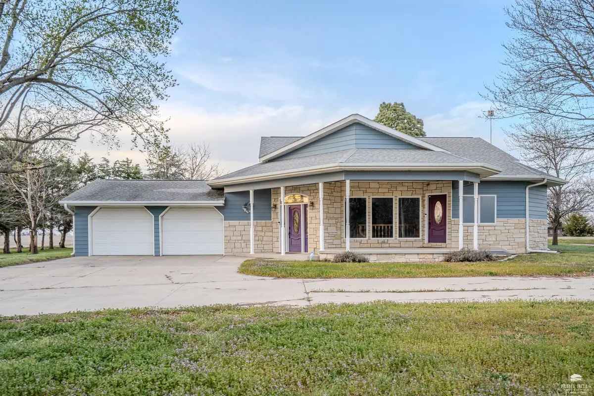 1250 14th Road, Clay Center, KS 67432 - #1