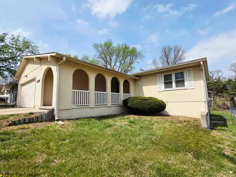 510 Beck Drive, Junction City, KS 66441 - #2