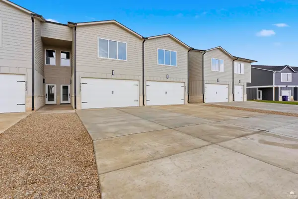 5625 Goheen Drive, Manhattan, KS 66503
