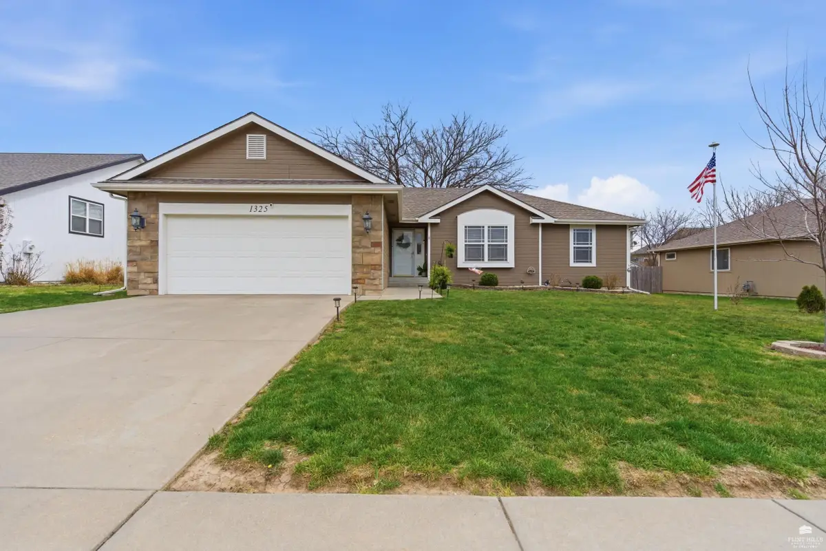 1325 Meadowbrooke Lane, Junction City, KS 66441 - #1