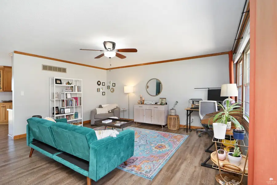 1808 Cedar Crest Drive, Manhattan, KS 66503 - #2