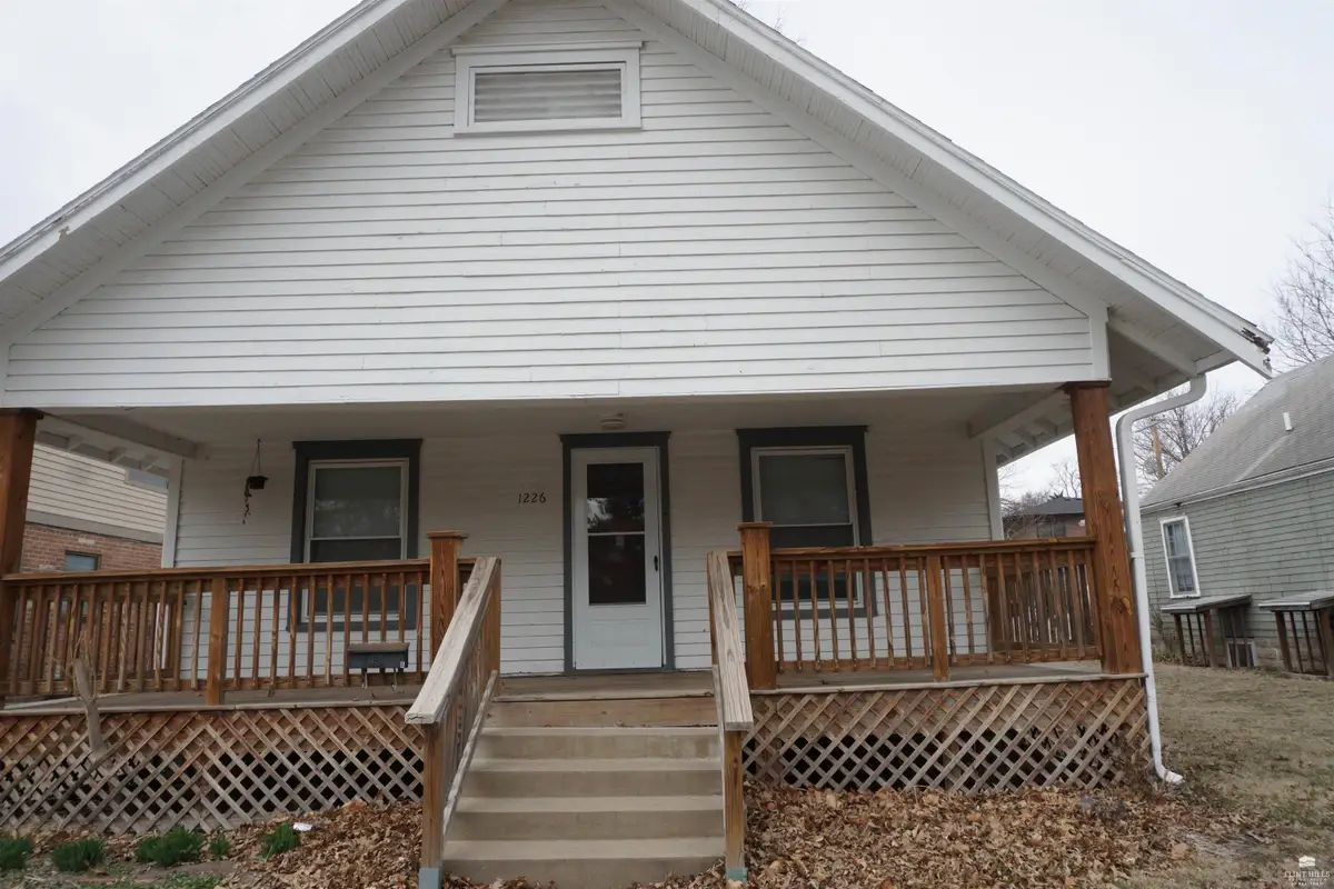1226 Thurston Street, Manhattan, KS 66502 - #1