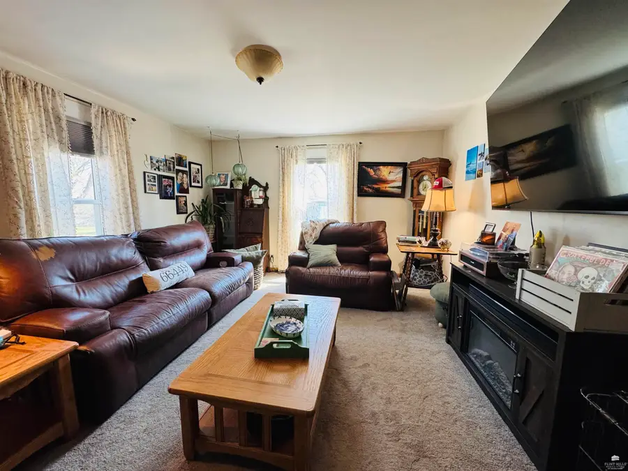 10990 Crooked Creek Road, Leonardville, KS 66449 - #3