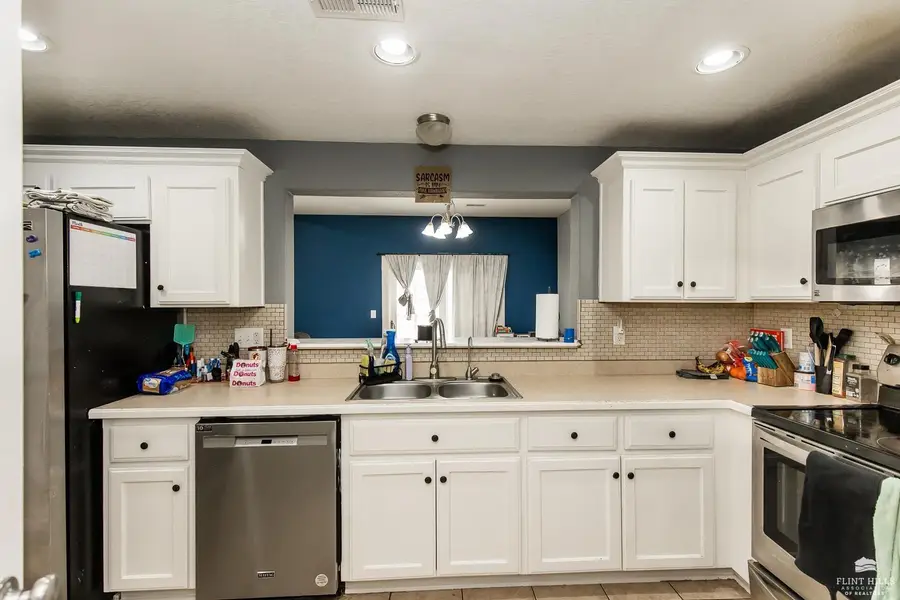 2016 Quail Run, Junction City, KS 66441 - #3