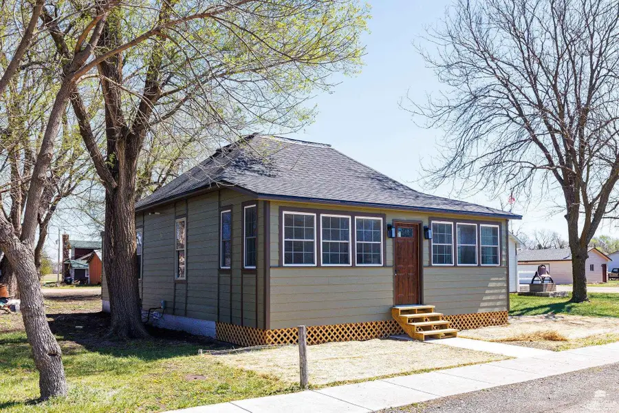 509 Main Street, McFarland, KS 66501 - #2