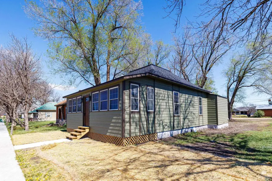 509 Main Street, McFarland, KS 66501 - #3