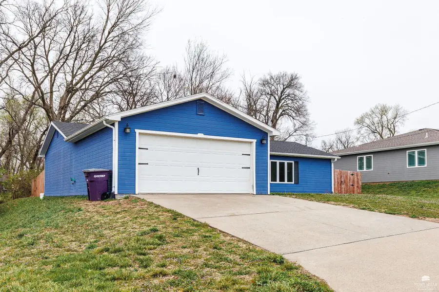 132 Allen Hill Drive, Ogden, KS 66517 - #2