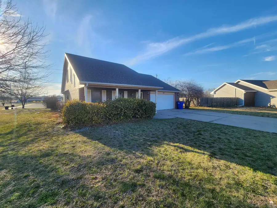 614 Chadwick Court, Junction City, KS 66441 - #2