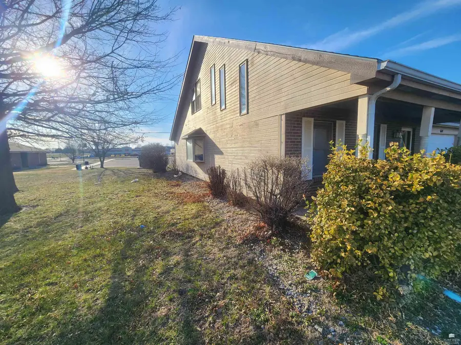 614 Chadwick Court, Junction City, KS 66441 - #3