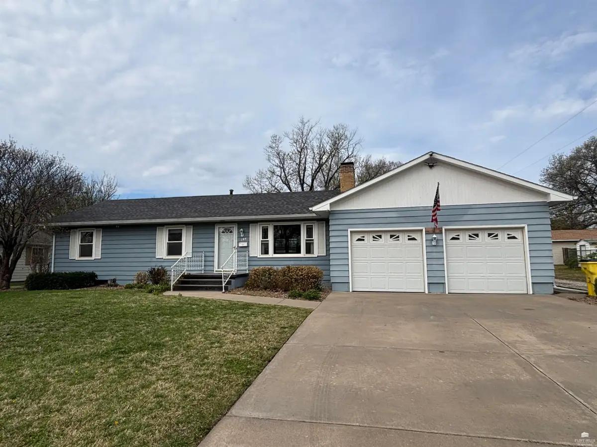 104 N Jefferson Street, Abilene, KS 67410 - #1