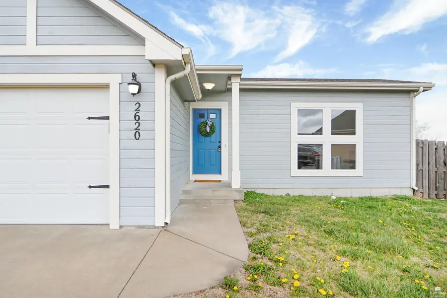 2620 Brook Circle, Manhattan, KS 66502 - #2
