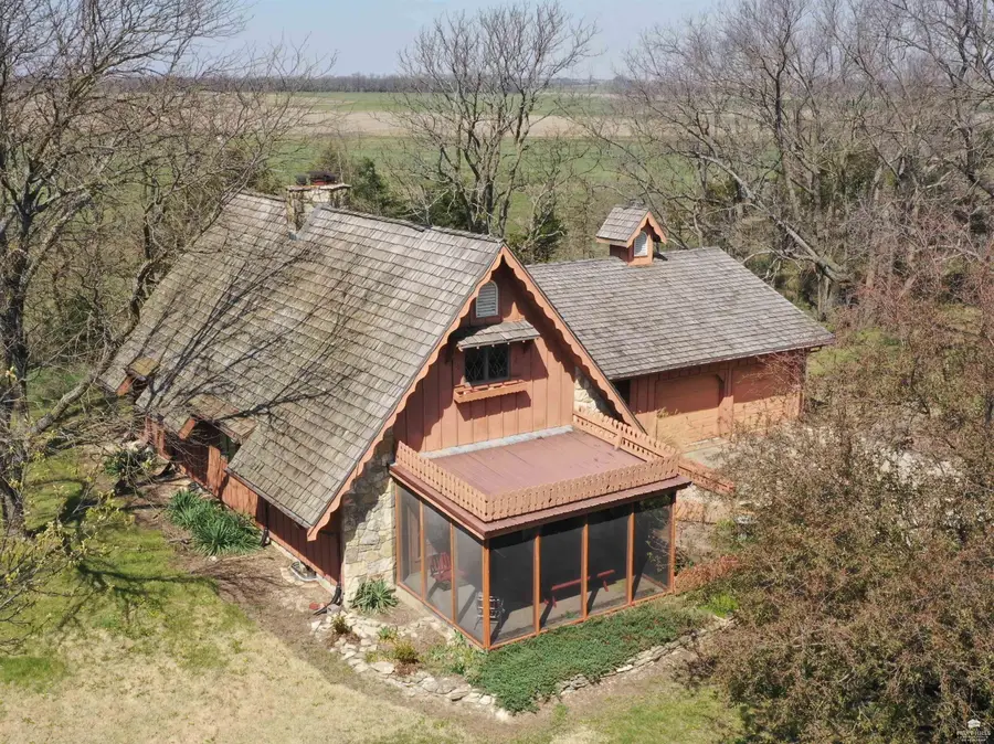 560 Ks Highway 177, Alta Vista, KS 66834 - #2