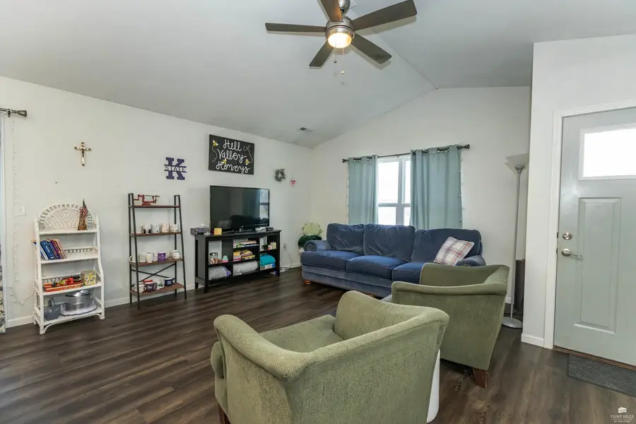 1605 Hill Valley Drive, Manhattan, KS 66502 - #2