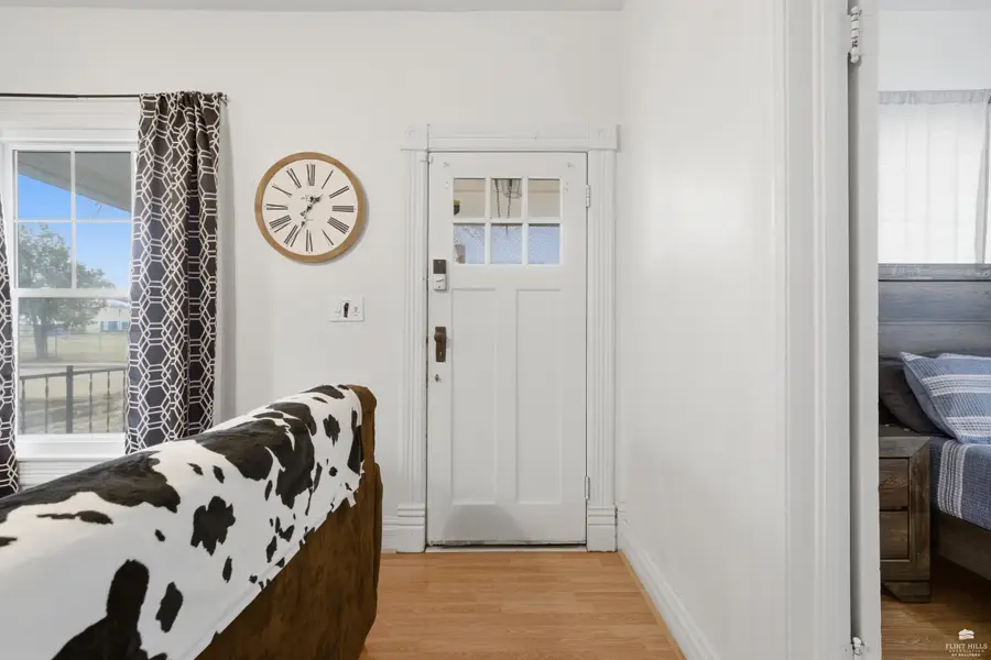 418 W 11th Street, Junction City, KS 66441 - #3