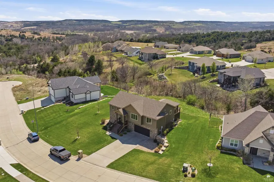 2527 Ardmore Circle, Manhattan, KS 66503 - #3