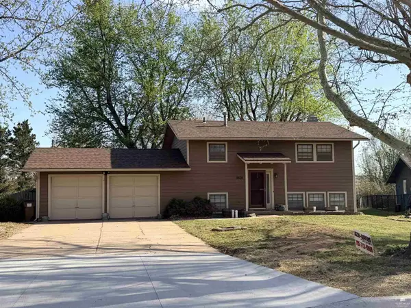 3505 Chippewa Circle, Manhattan, KS 66503