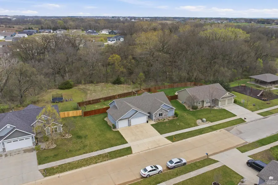 4573 Nature Avenue, Manhattan, KS 66502 - #2
