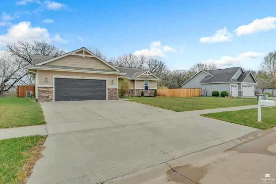 4589 Nature, Manhattan, KS 66502 - #2