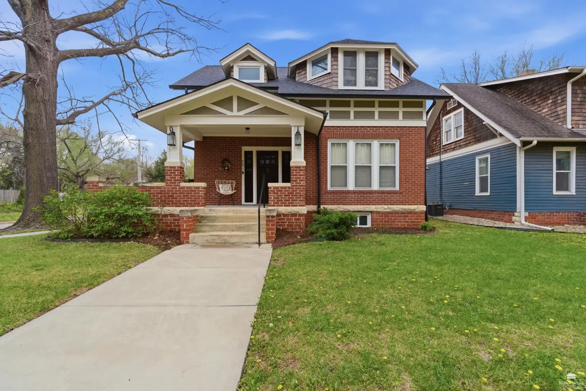 501 Bluemont Street, Manhattan, KS 66502 - #1