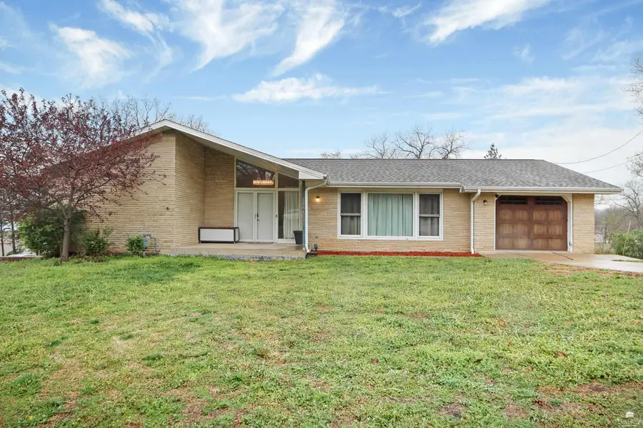 1541 Hudson Avenue, Manhattan, KS 66503 - #2