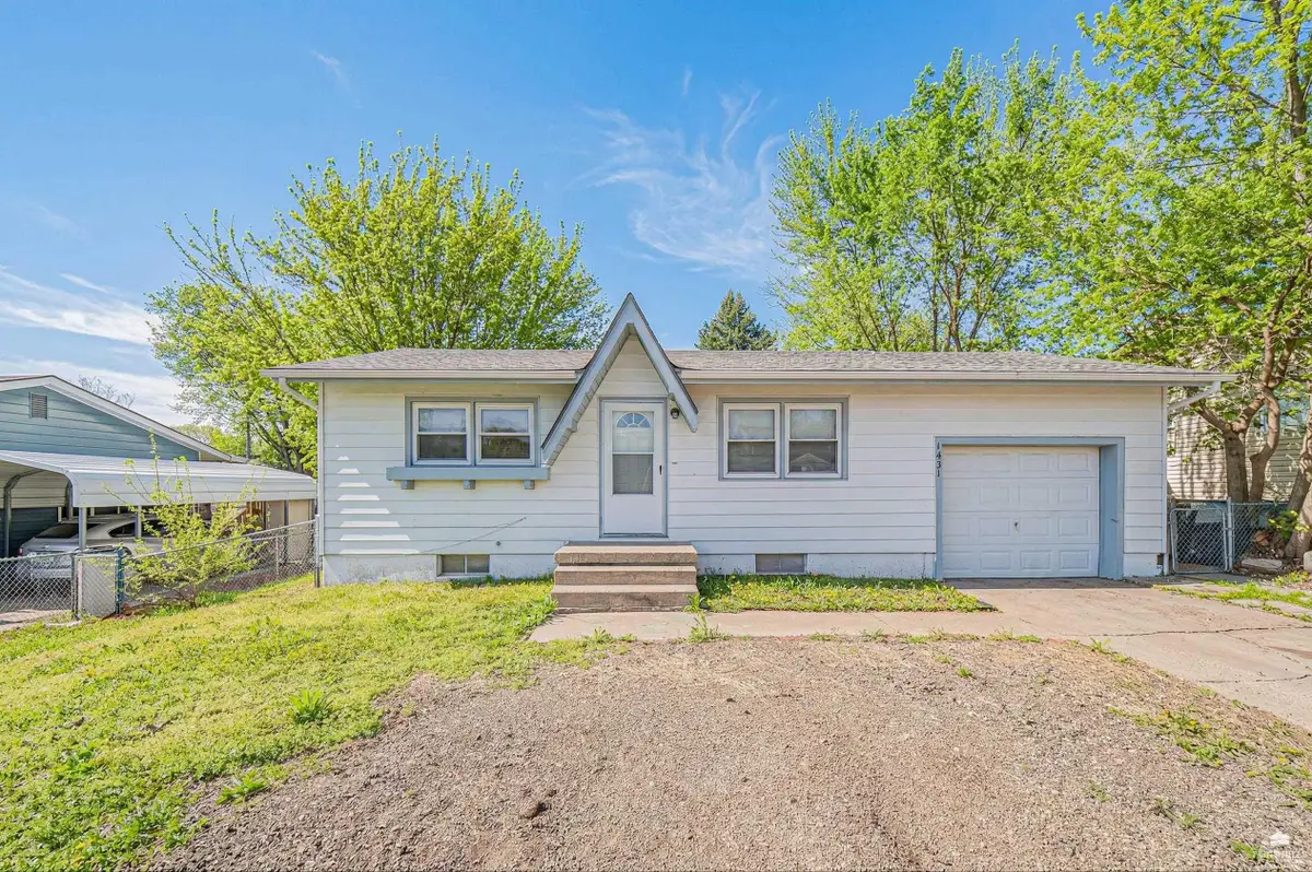 1421 W 14th, Junction City, KS 66441 - #1