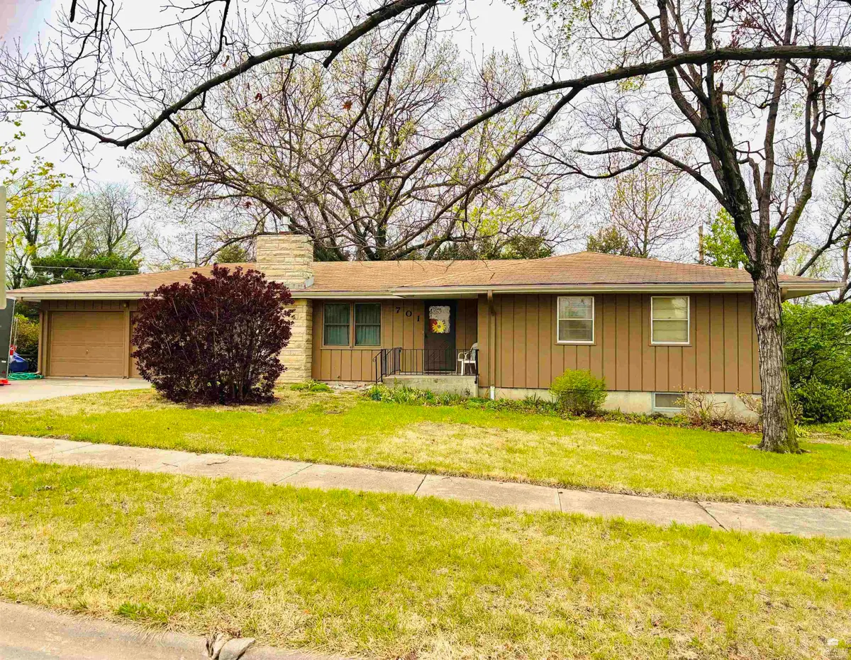 701 Canfield, Manhattan, KS 66502 - #1