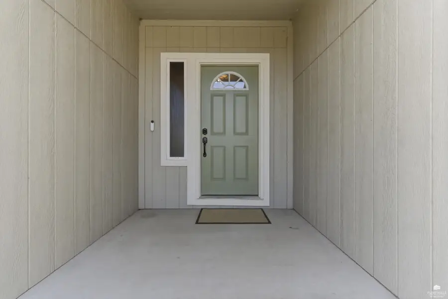 2503 Sandpiper Court, Junction City, KS 66441 - #2