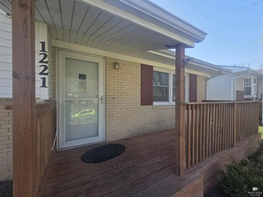 1221 Highland Drive, Junction City, KS 66441 - #2