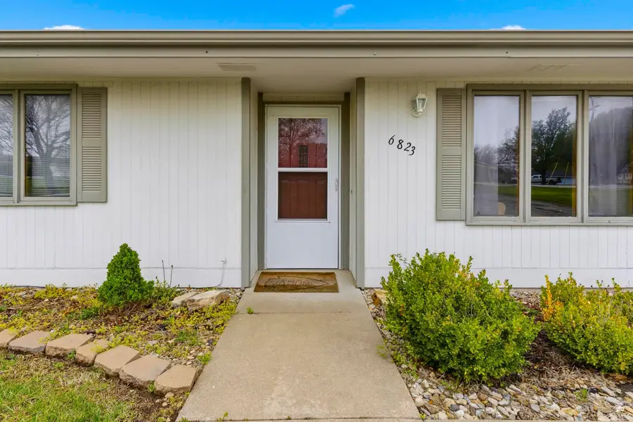 6823 Deer Trail Road, Manhattan, KS 66503 - #2