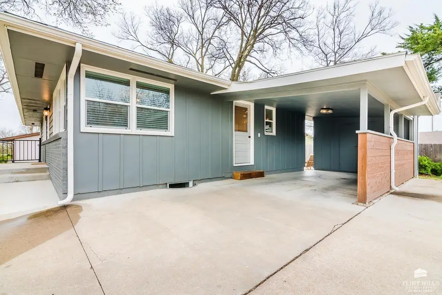 2320 Bailey Drive, Manhattan, KS 66502 - #3