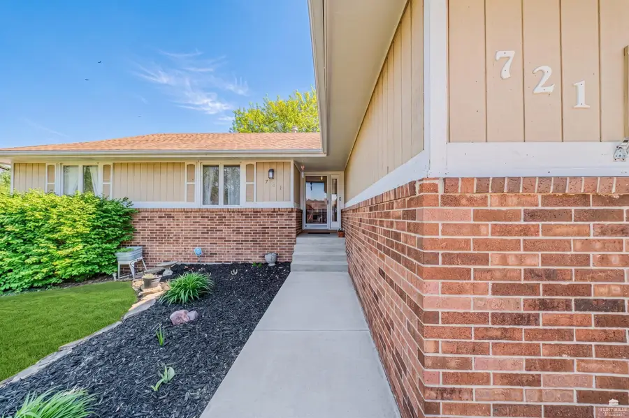 721 Skyline Drive, Junction City, KS 66441 - #3