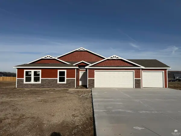113 Cedar Court, Alma, KS 66401