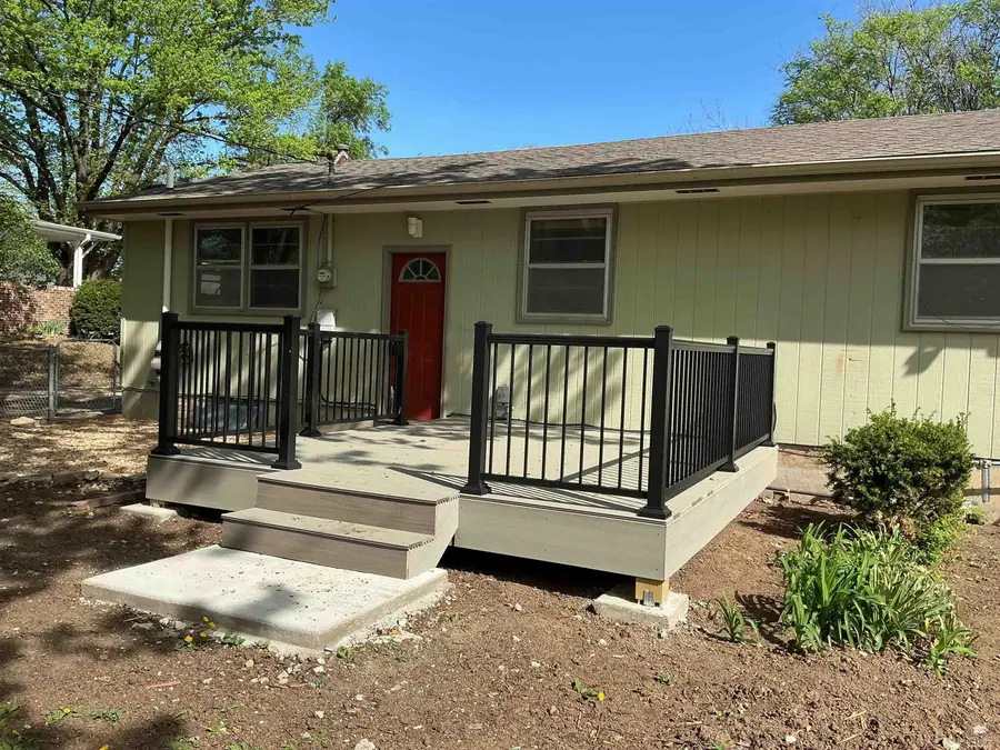 3017 Dickens, Manhattan, KS 66503 - #2