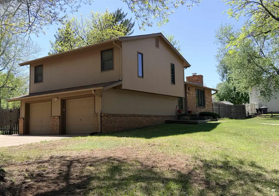 3317 Claflin Road, Manhattan, KS 66503 - #2