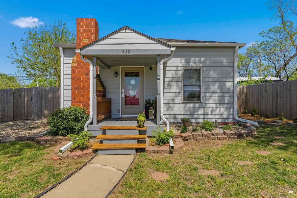 432 W Ash Street, Junction City, KS 66441 - #1