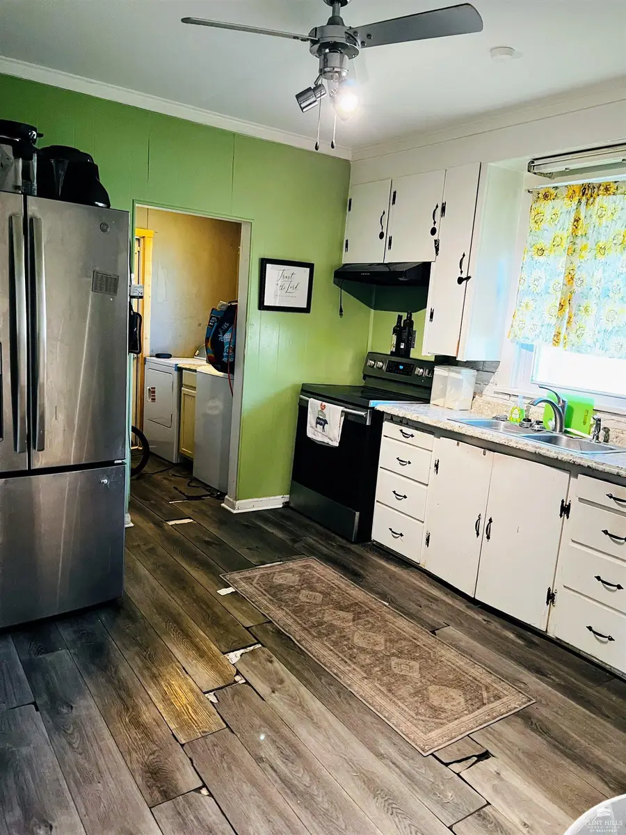 301 N Broadway, Herington, KS 67449 - #3