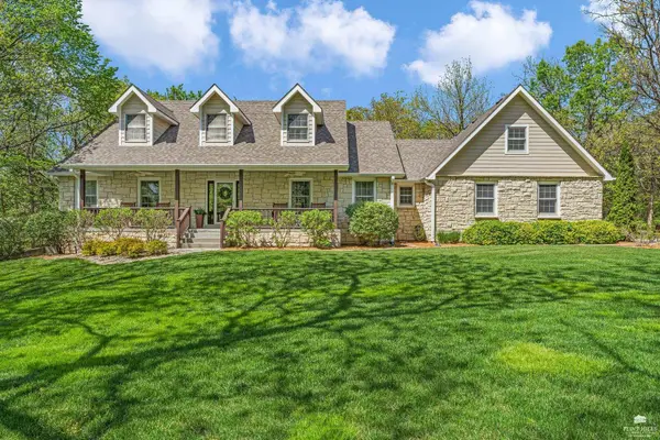 14255 Liberty Circle, Wamego, KS 66547