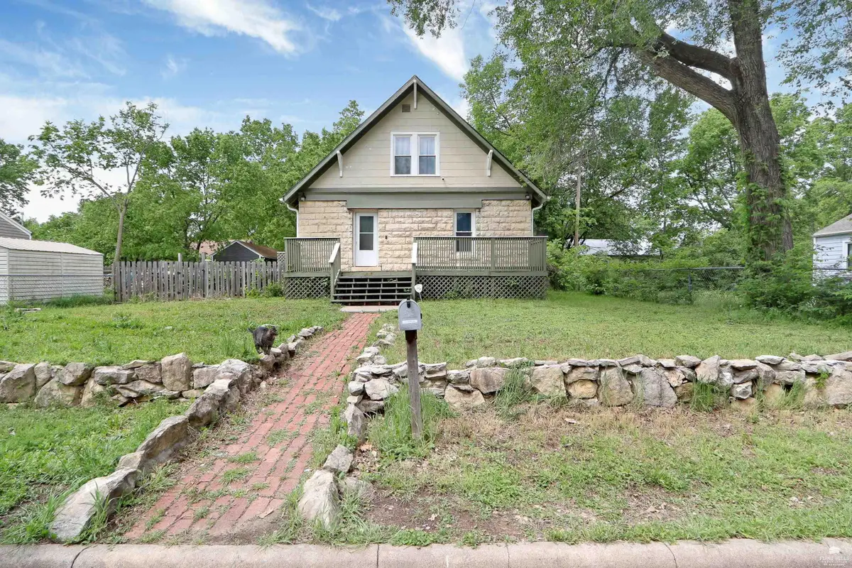 1618 Bradley Avenue, Junction City, KS 66441 - #1