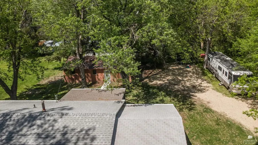 600 9th Street, Wamego, KS 66547 - #3