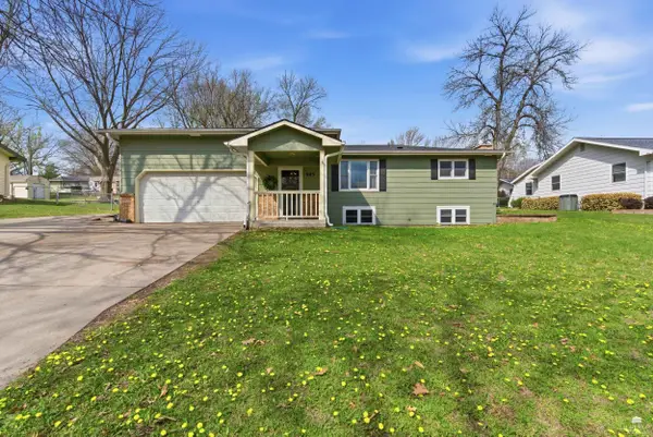 905 Allison Avenue, Manhattan, KS 66502