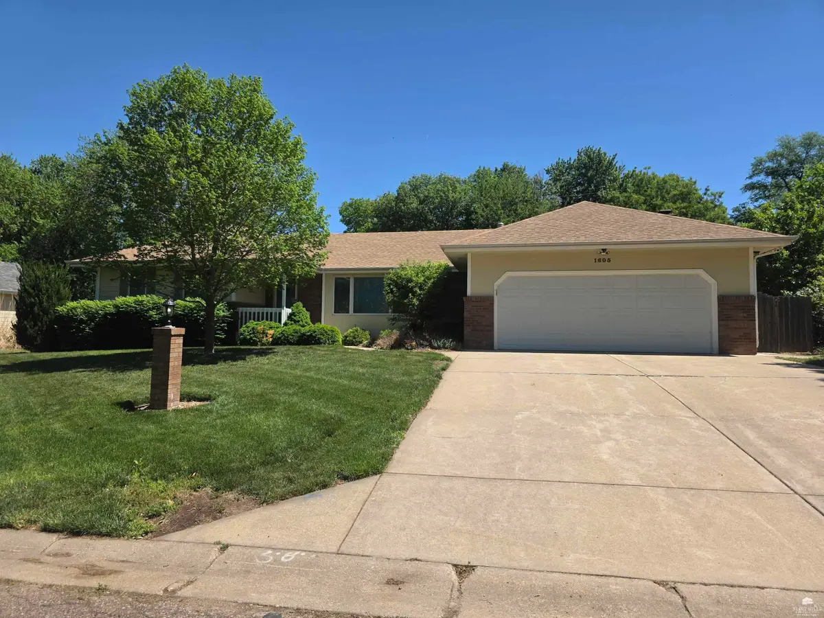 1605 N Cedar, Abilene, KS 67410 - #1