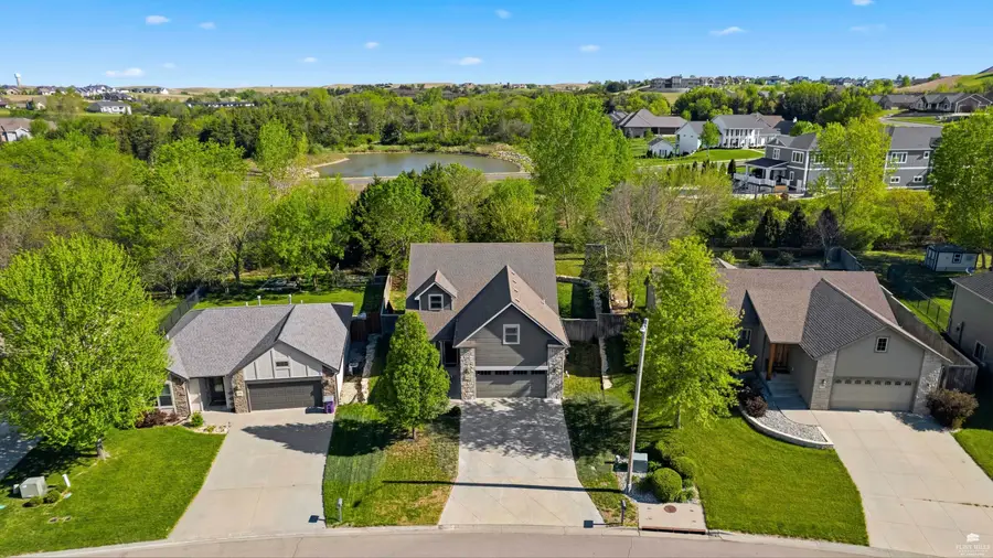 2225 Buckner Drive, Manhattan, KS 66503 - #2